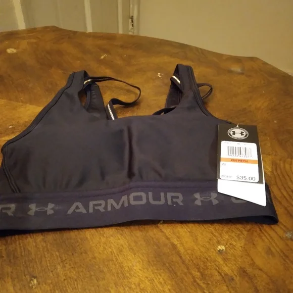 Under Armour Women's Compression Cross Back Mid-Impact Sports Bra - Picture 3 of 4